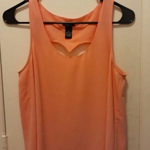 Pink Rue 21 shirt with heart in back